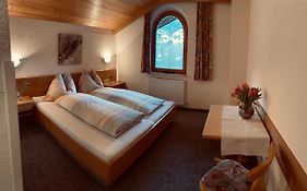 Aparts Handle Und Haus Bergblick